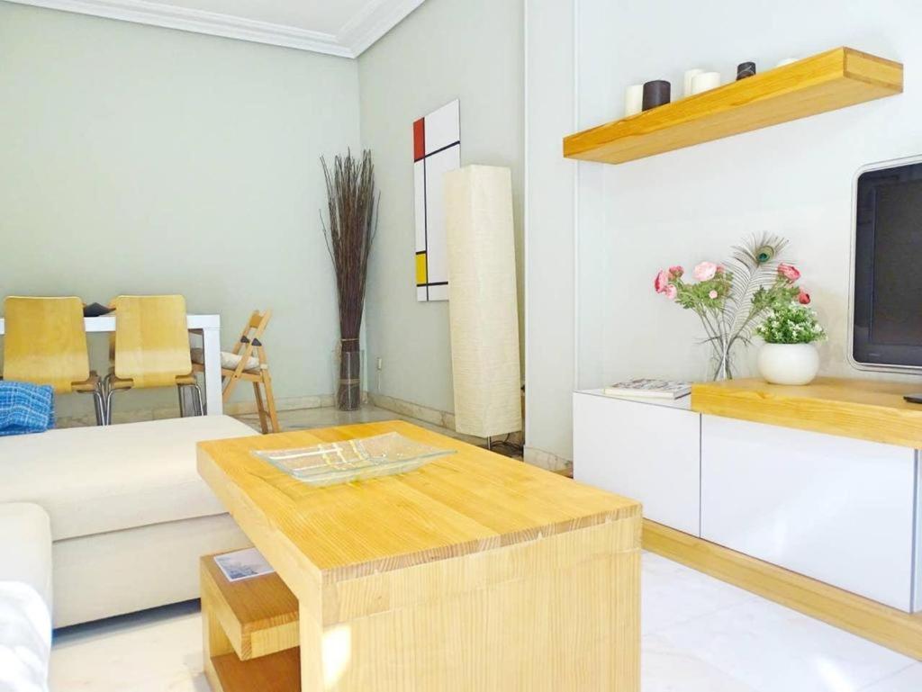 Beyourself By Sevillaluxurysuites מראה חיצוני תמונה
