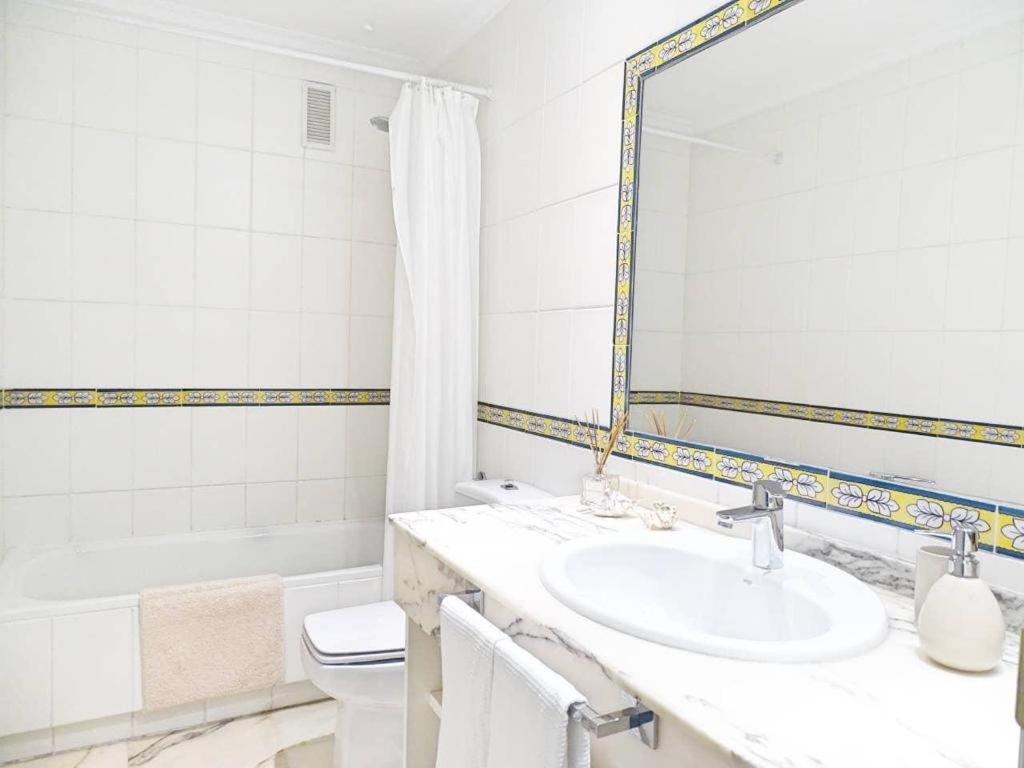 Beyourself By Sevillaluxurysuites מראה חיצוני תמונה